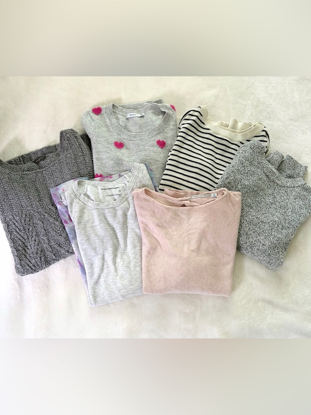 👗 BUNDLE of 6 Crewneck Sweaters Size XS/S